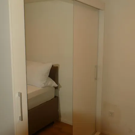 Kapitaenshaus Schaefer App Bootsmann Apartamento Brunsbuttel
